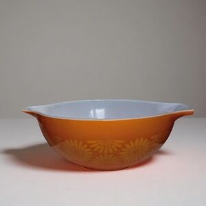 Pyrex Orange Sunflower Daisy #444 4qt Cinderella Mixing Bowl VTG